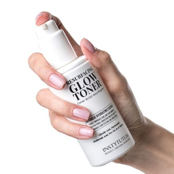 INSTYTUTUM КИСЛОТНИЙ ТОНЕР RESURFACING GLOW TONER ТОНЕР З ГЛІКОЛЕВОЮ КИСЛОТОЮ 080808 фото
