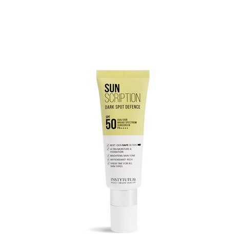 INSTYTUTUM СОНЦЕЗАХИСНИЙ КРЕМ SUNSCRIPTION DARK SPOT DEFENCE SPF50 СОНЦЕЗАХИСНИЙ КРЕМ З ОСВІТЛЮЮЧИМ ЕФЕКТОМ. МІСТИТЬ БЕЗПЕЧНІ ФІЛЬТРИ НОВОГО ПОКОЛІННЯ. 0005005005 фото